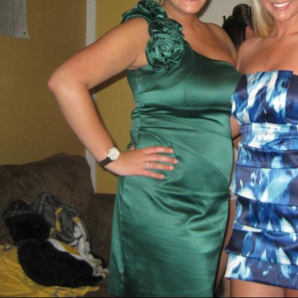 Jessica Simpson One-Shoulder Rosette Dress Size 14 - Picture 6 of 6